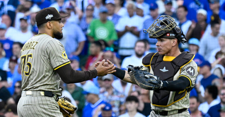 Padres Strike Again Behind Dominant Bullpen, Pressure Recreation 3 in Chicago