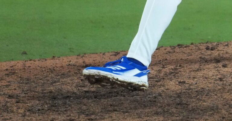 When You Are Engulfed in Mud