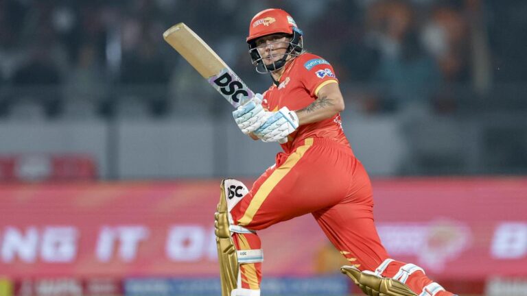 WPL 2026: Gujarat Giants breaks shedding streak towards Mumbai Indians; seals second place