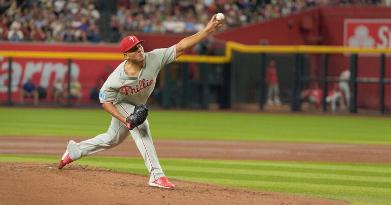 Crimson Sox Soar Into Free Company With 5-12 months Deal for Ranger Suárez