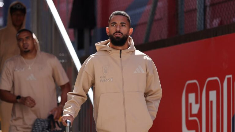 Nottingham Forest lodge bid for Douglas Luiz 2.0