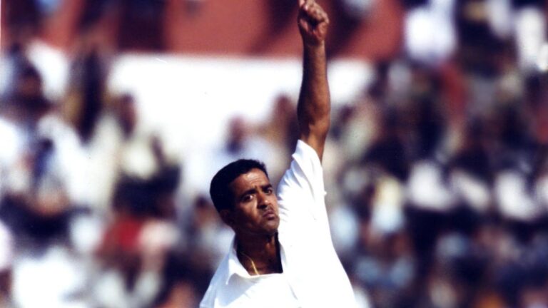 KSCA to call Pavilion Block at Hubballi floor in honour of Sunil Joshi