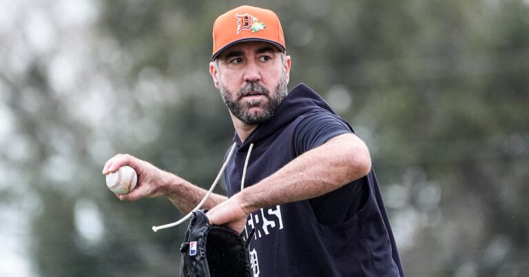 Justin Time: Verlander Rejoins Tigers as Camp Opens