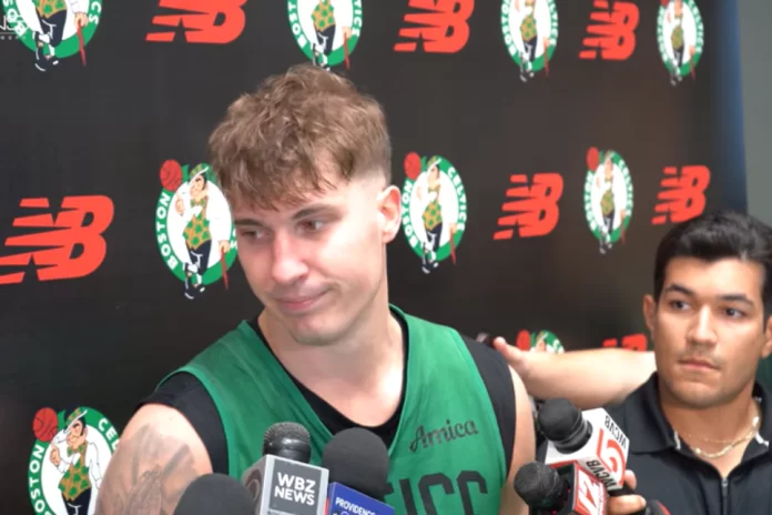 Baylor Scheierman begins regardless of fractured capturing thumb