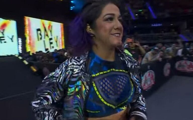 Bayley Seems At AAA Rey de Reyes As Shock Challenger For Reina de Reinas Title