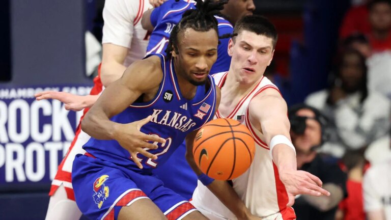 Arizona clinches share of Huge 12 title in assertion win over Kansas