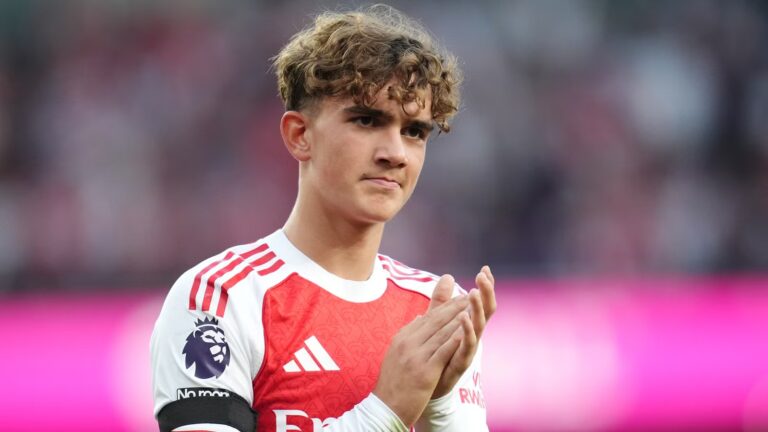 Arsenal should promote £30m star who was a fair greater wonderkid than Dowman