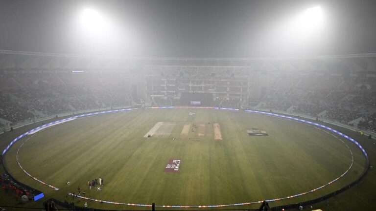 VIDEO | Langer compares Ekana pitch to WACA, says LSG hasn’t adjusted to it