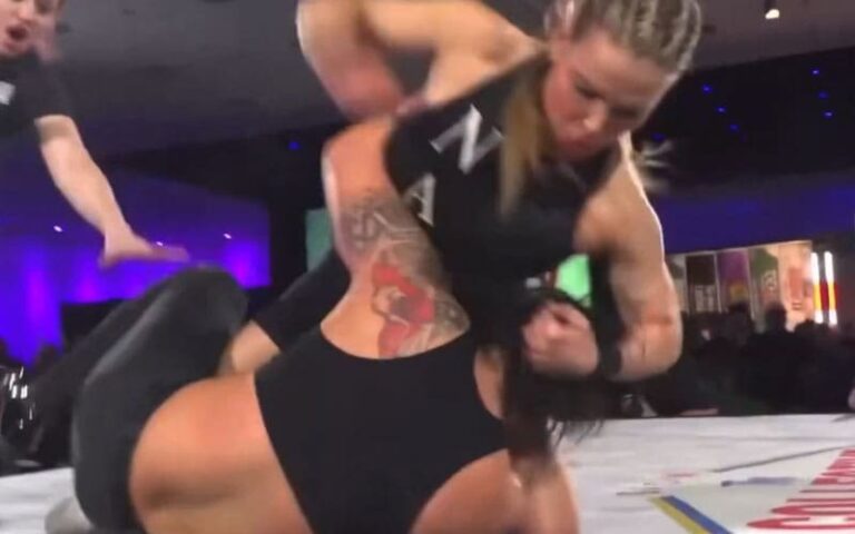 Shayna Baszler Busted Open In Bloody Struggle With Nattie Neidhart At Bloodsport XV