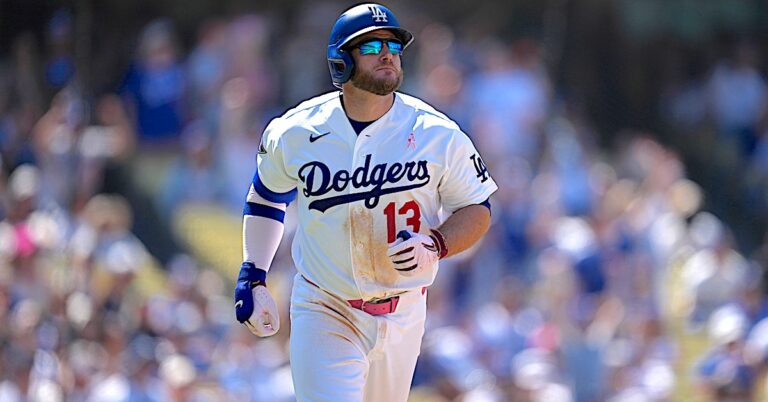 Max Muncy Is Sizzling. The Dodgers Are Not.
