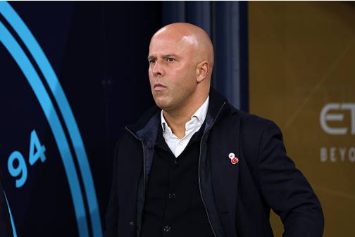 Liverpool boss Arne Slot sad with Benjamin Sesko purpose being allowed in defeat to Manchester United (Video)